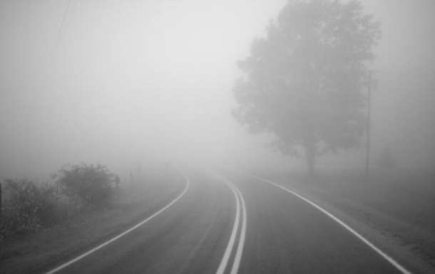 На дорогах в Україні туман і мокре покриття