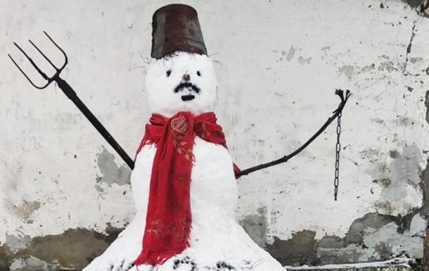 У Білорусі чоловіка судитимуть за сніговика з вусами