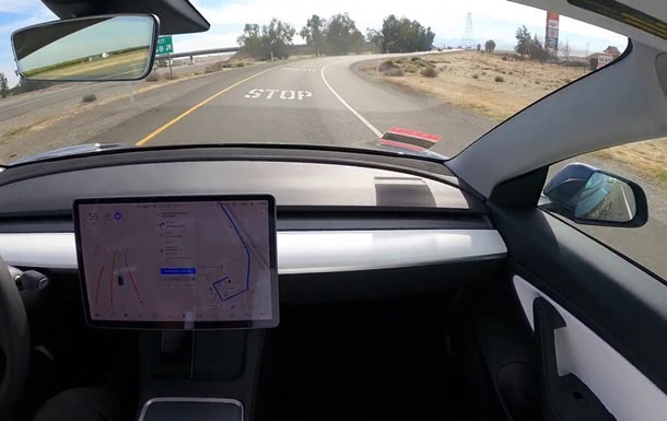 Водитель испытал автопилот Tesla, проехав 1200 км
