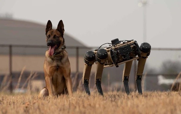 У США військові випробовують робособак Ghost Robotics