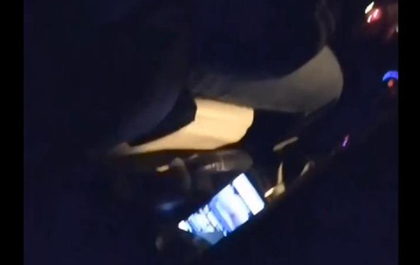 Пасажирка зняла на відео таксиста, який мастурбував