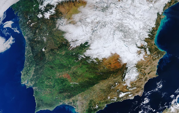 Опубліковано супутникові фото засніженої Іспанії
