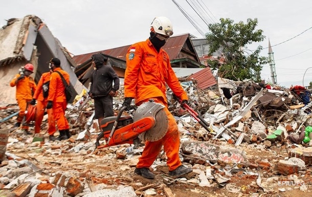 В Індонезії кількість жертв землетрусу зросла до 56 осіб