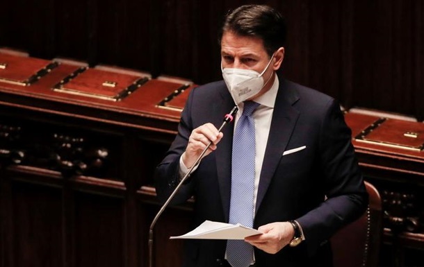 Сенат Італії висловив довіру уряду Конте