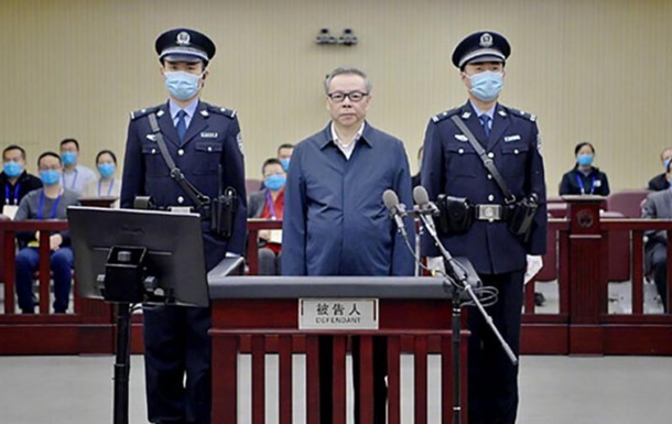 У Китаї стратили обвинуваченого в корупції чиновника
