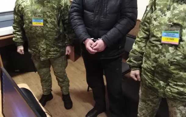 На кордоні з Польщею затримали українця, якого розшукували п ять років