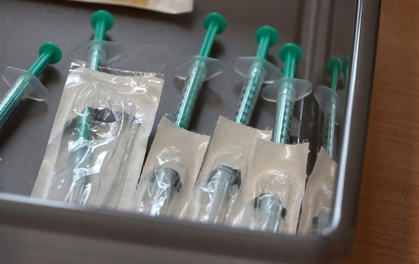 У МОЗ Німеччини очікують  важкі тижні  через брак вакцини