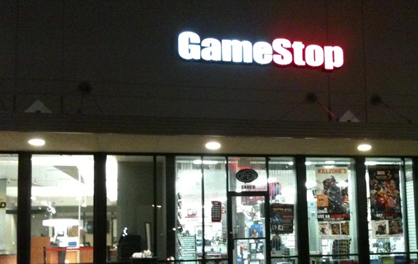 Акції GameStop впали на третину після стрімкого злету