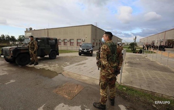 На Сицилії затримали більше 20 підозрюваних у зв язках з мафією