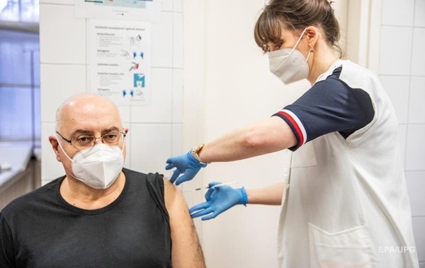 У Бельгії заборонили давати вакцину AstraZeneca людям, старшим за 55 років