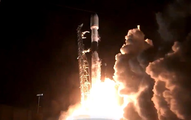 SpaceX запустила на орбіту нову групу супутників Starlink