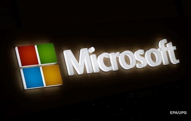 Microsoft заморозила фінансування політиків у США