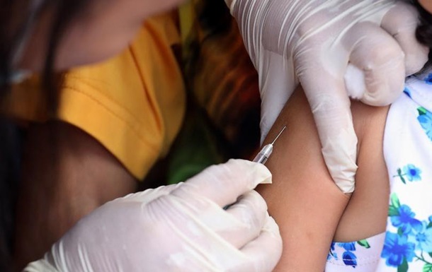 Чи потрібно вакцинувати дітей від коронавірусу?