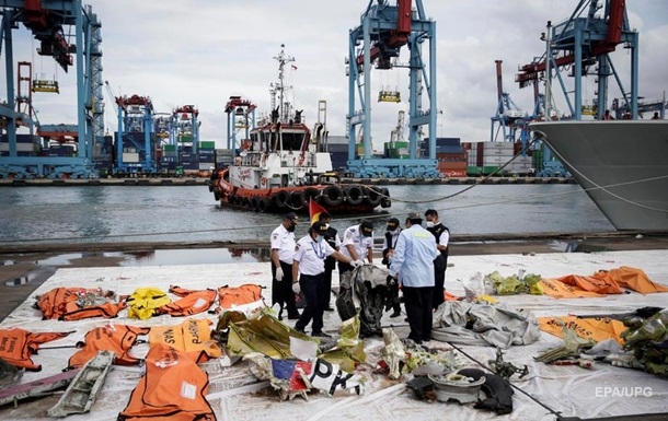Катастрофа літака в Індонезії: вийшла попередній доповідь