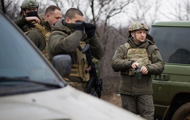 Зеленський відправив на Донбас військове керівництво