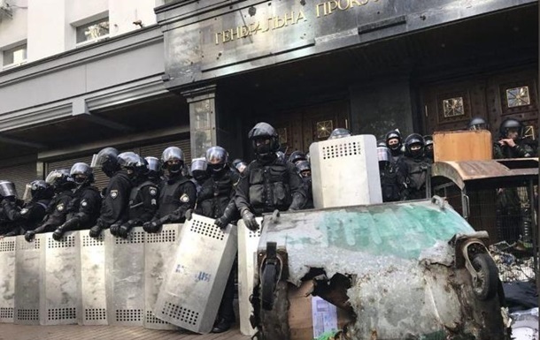 Дело Майдана: по экс-главе милиции Киева проведут спецрасследование