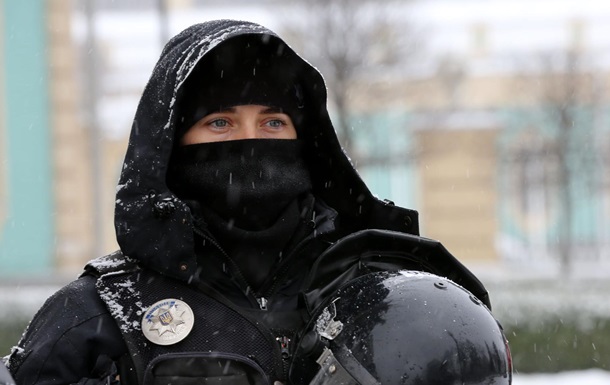 Полиция усиленно охраняет Майдан в Киеве