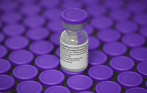 Африканський штам COVID на дві третини знижує ефективність вакцин