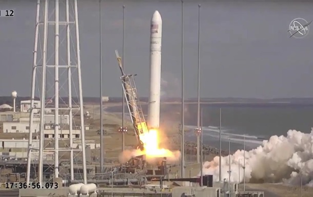 США запустили ракету Antares з вантажем для МКС