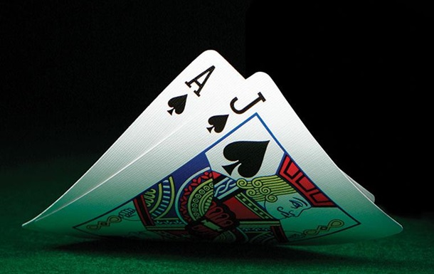 REFUSAL OR  SURRENDER  in Blackjack online playing
