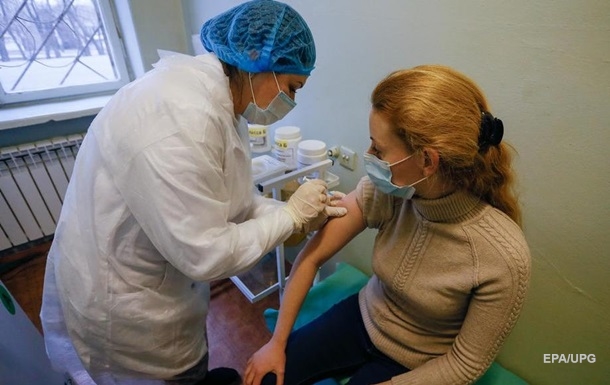 НСЗУ: на вакцинацію передбачено 1,4 млрд гривень