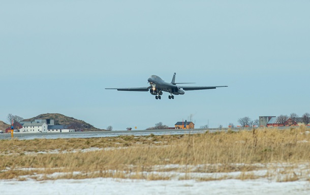США вперше перекинули стратегічні бомбардувальники в Норвегію