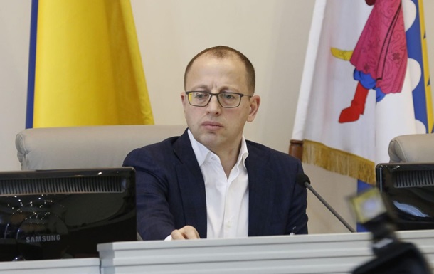 В Днепре депутат выступал на  восточно-украинском 