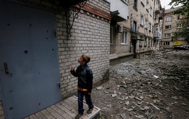 У  ЛДНР  65 тисяч дітей не мають українських свідоцтв про народження - ООН