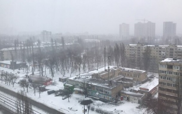 Киев засыпало снегом - яркие фото