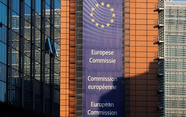ЕС включит в COVID-паспорта не все вакцины - СМИ