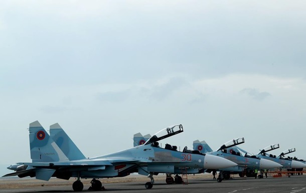 Росія продала Вірменії винищувачі Су-30 без ракет - Пашинян