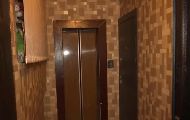 У Тернополі мешканці замурували доступ до ліфта