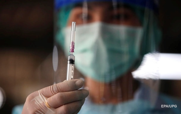 CoronaVac. В Україну їде нова вакцина