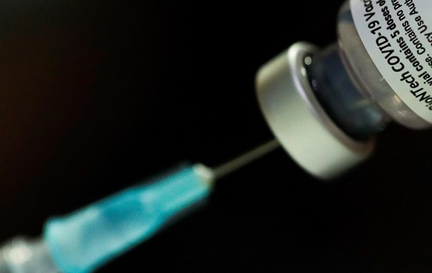 Первая смерть украинки от ковид-вакцины? Почему рано делать выводы