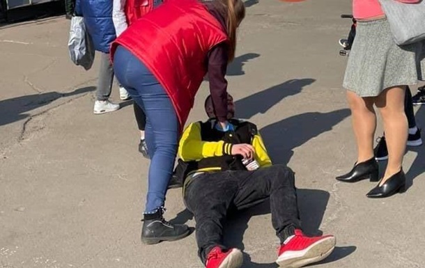 У Києві дівчина провела громадянське затримання