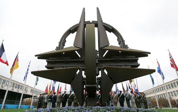 У НАТО застерегли РФ від ескалації з Україною