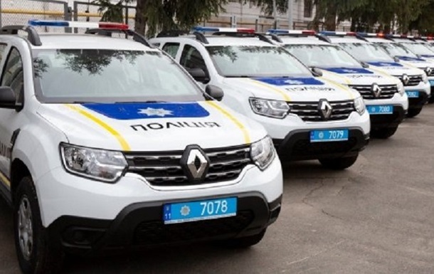 Нацполиция приобрела сотню автомобилей Renault Duster 