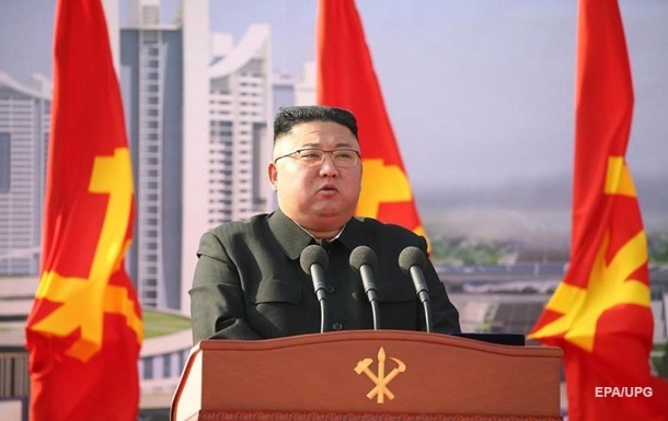 Ким Чен Ын назвал нынешнюю ситуацию в КНДР наихудшей 