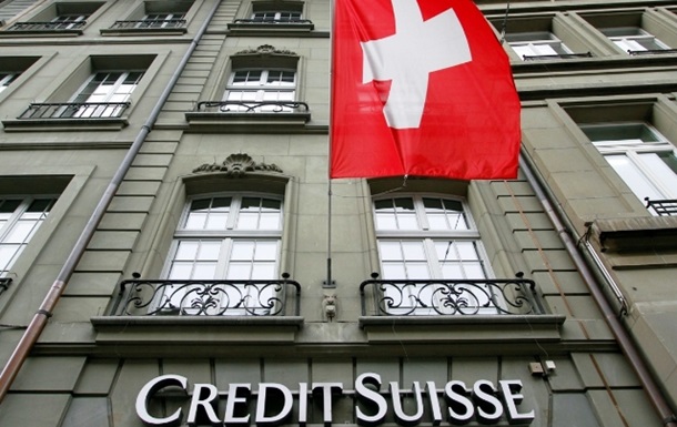 Bloomberg: два великих швейцарські банки готуються до злиття