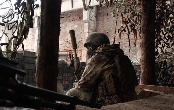 Через обстріл на Донбасі загинув військовий