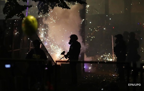 У Міннесоті спалахнули протести проти поліцейського насильства