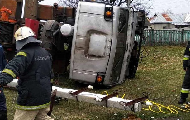 На Чернігівщині задавило водія автокрана