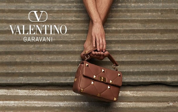 Реклама сумки Valentino вызвала скандал