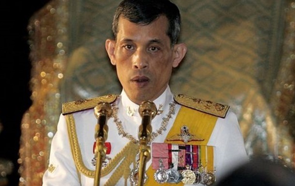 Король Таиланда помиловал всех заключенных украинцев