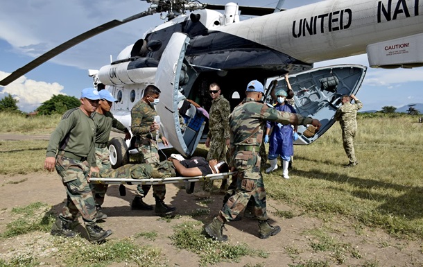 Украинские миротворцы помогли раненым в Малави