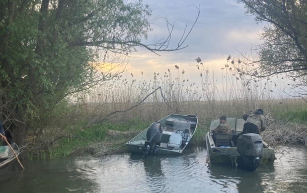 В Одесской области перевернулась лодка с пограничниками, один пропал