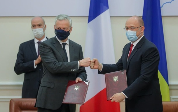 Украина и Франция подписали четыре соглашения