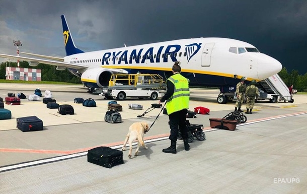 Мінськ розповів про погрози підірвати рейс Ryanair