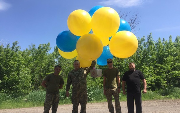В Донецк отправили тысячи листовок на воздушных шарах