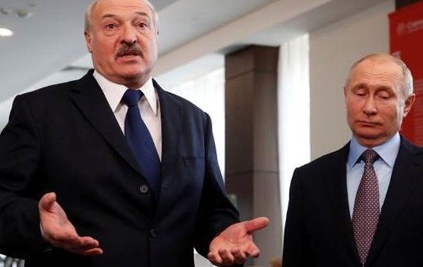 Зачем Лукашенко идет на обострение с западом